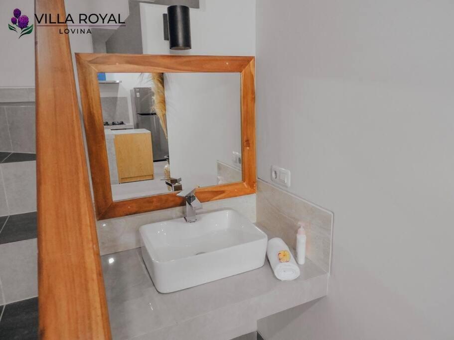 Villa Royal Singaraja Екстериор снимка