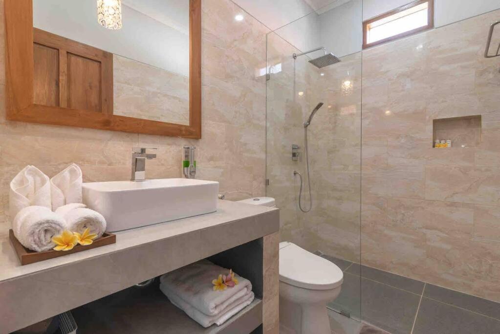 Villa Royal Singaraja Екстериор снимка