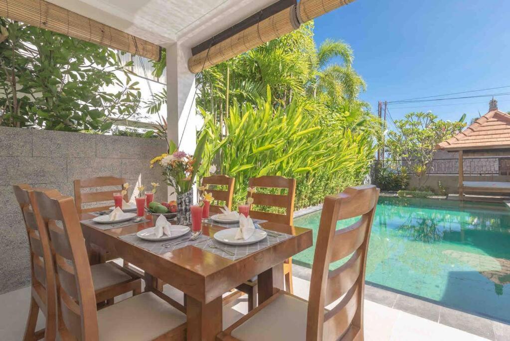 Villa Royal Singaraja Екстериор снимка