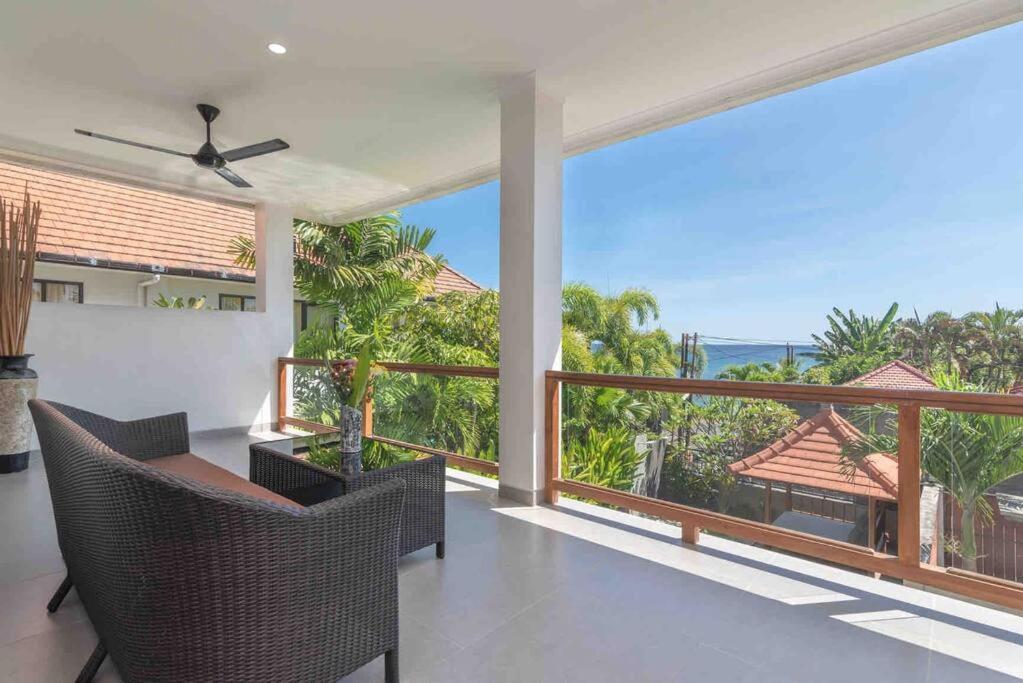 Villa Royal Singaraja Екстериор снимка